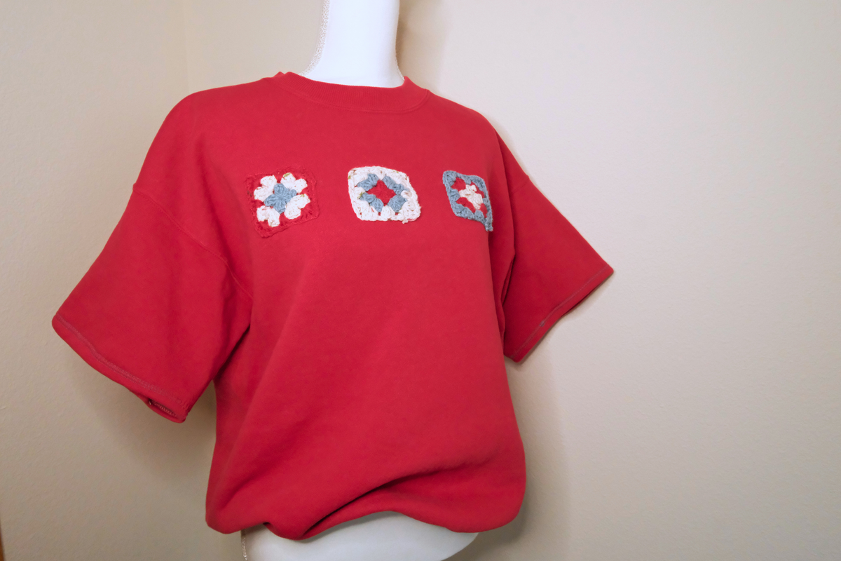 Cozy Red Americana Granny Square Short Sleeve Sweatshirt
